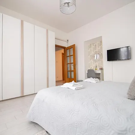 Apartment Zona Vaticano 2 Rome